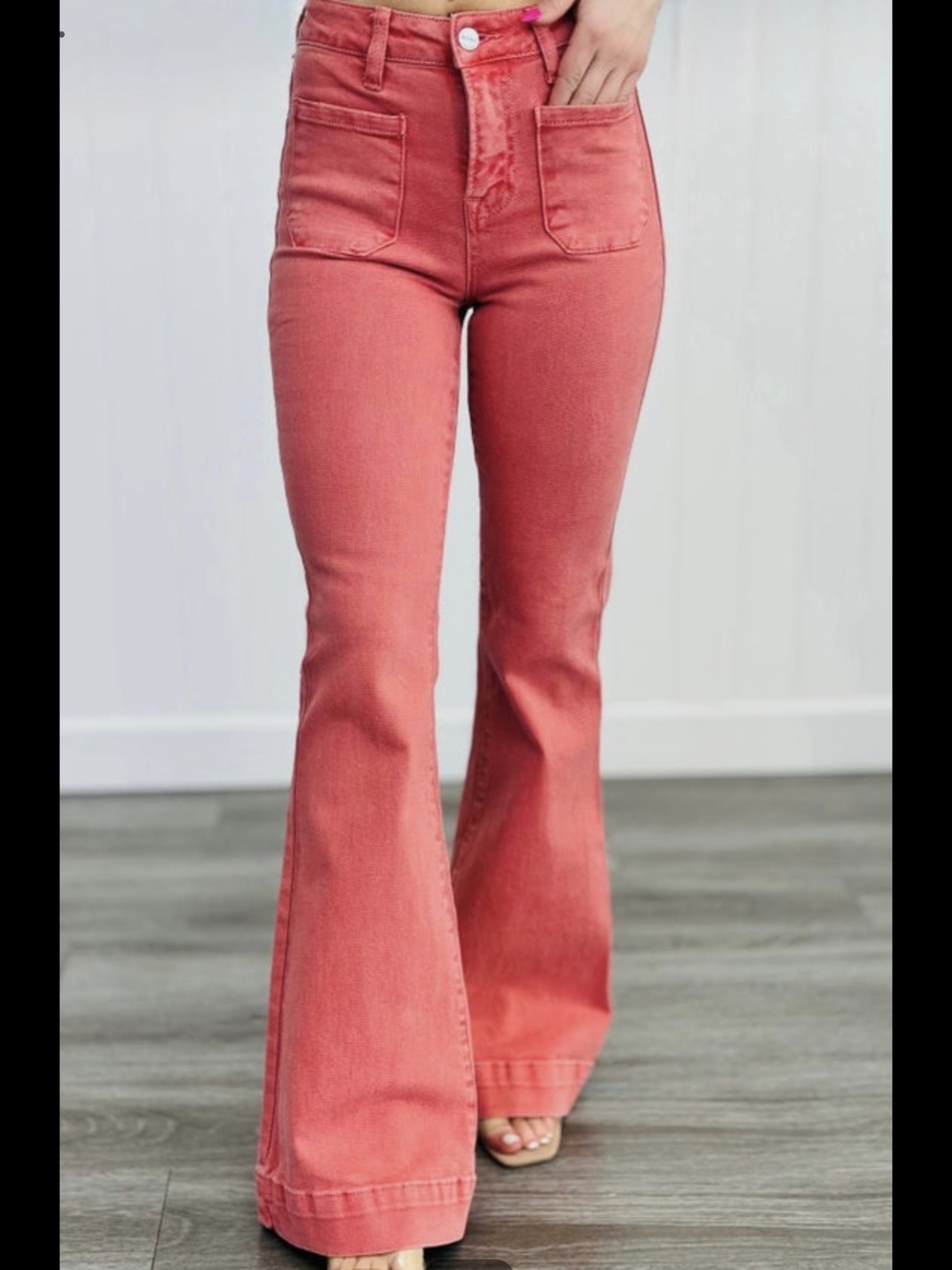 New Risen Peach Blossom High Waist Non-Distressed Bell Bottom Pants Size 11 30